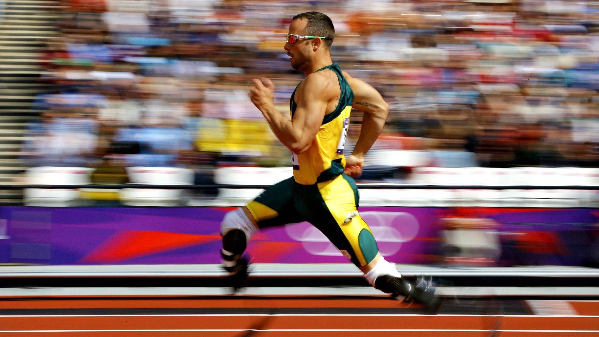 极限沙漠越野大赛，烈日沙尘中的速度激情，沙漠越野比赛视频